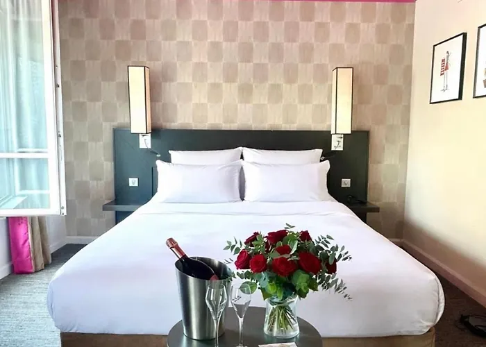 Aero Hotel Parijs